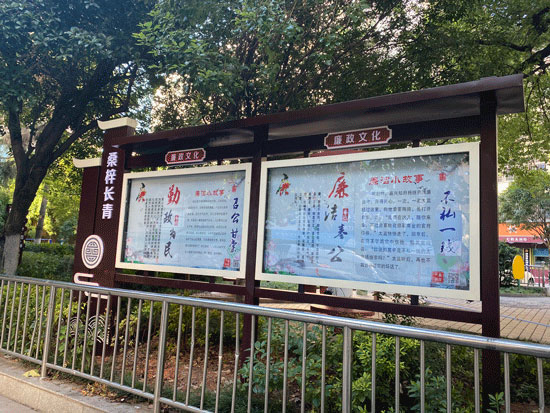 ��^(q��)������