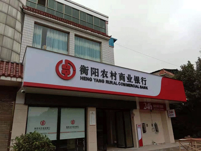 �r�����T�^